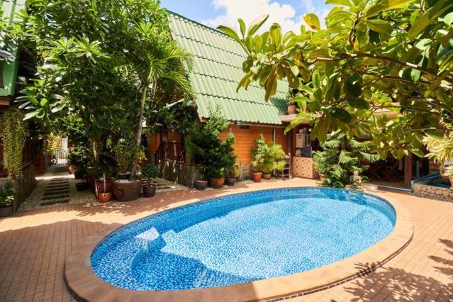 Bungalow Phuket Kamala Beach Esterno foto