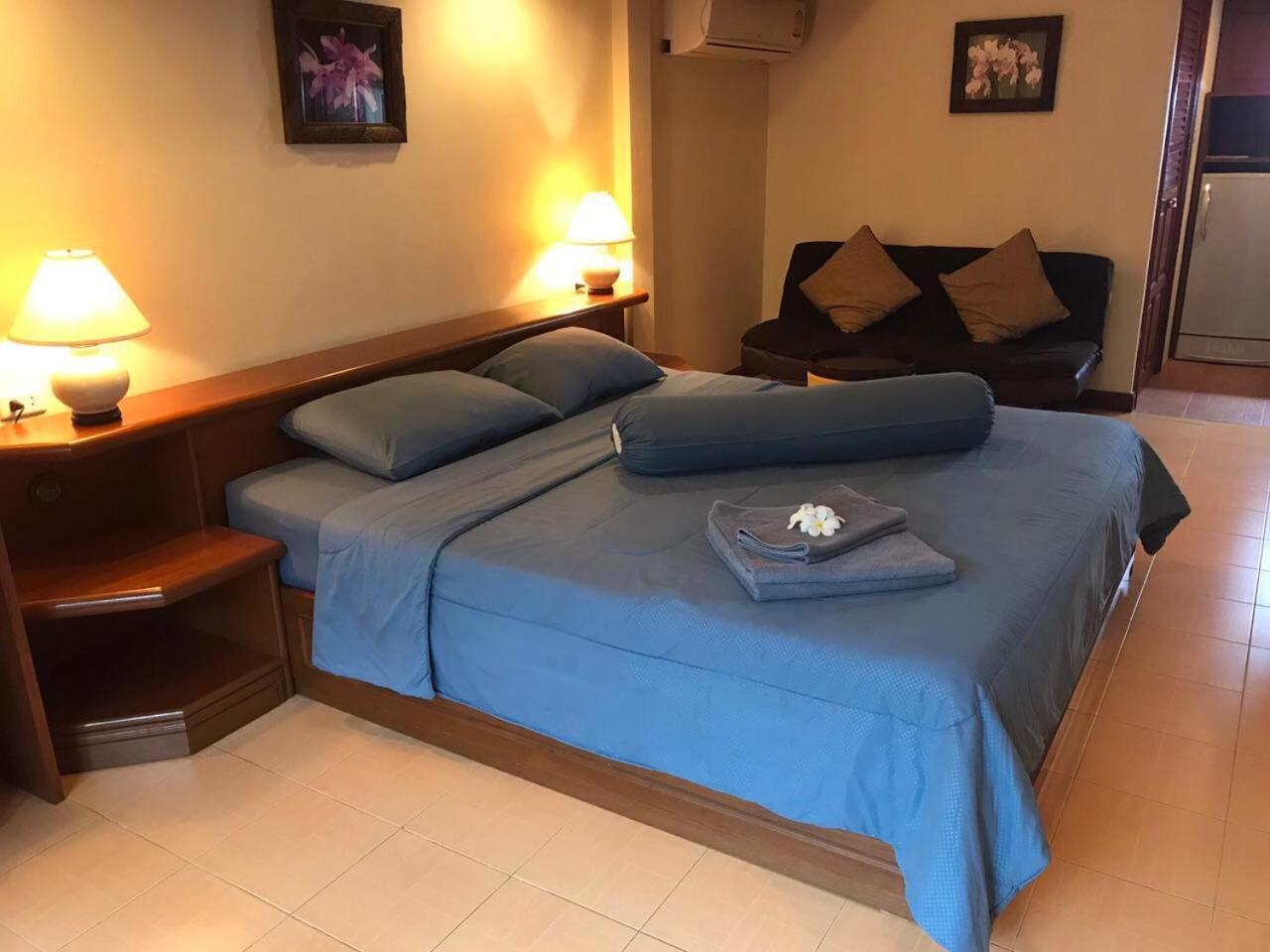 Bungalow Phuket Kamala Beach Esterno foto