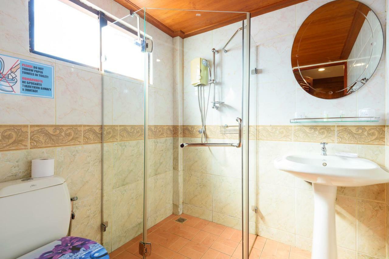 Bungalow Phuket Kamala Beach Esterno foto